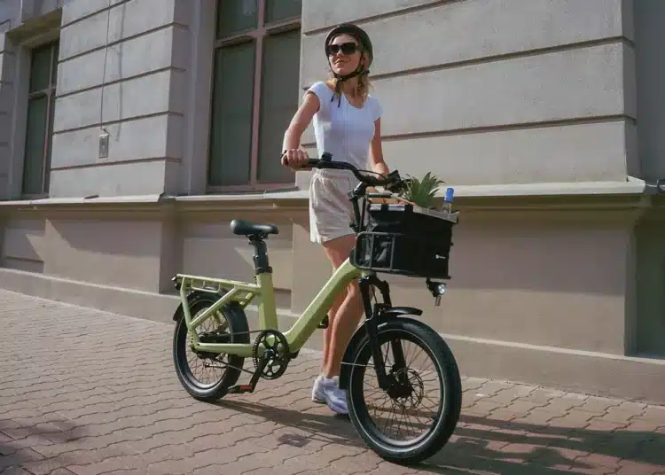 Neues E-Bike ADO Air One Pro startet