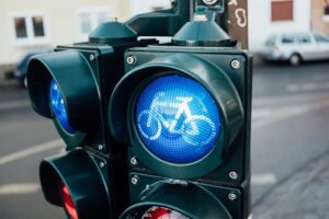 Test von Ampel-Innovation startet – weniger Stress für Radfahrer