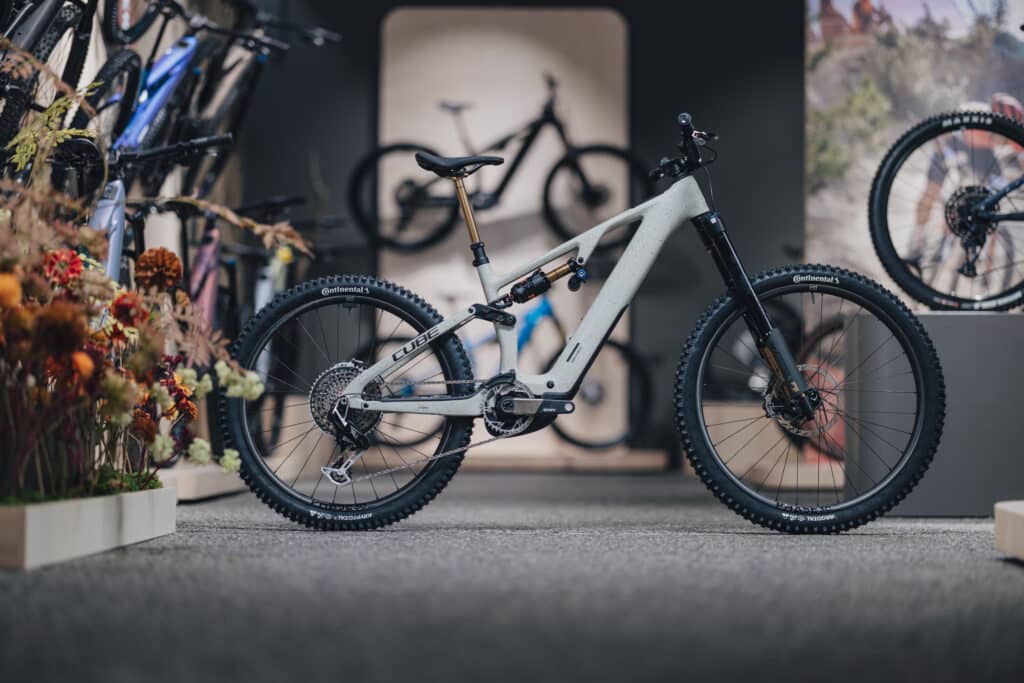 Cube AMS Hybrid 177 C62 SUPER TM 600X - Quelle: Cube