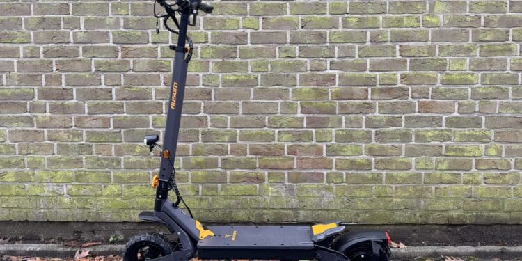 Ausom L1 ABE: Der beste 500 Euro-E-Scooter dieser Liga? Ausom L1 ABE Test
