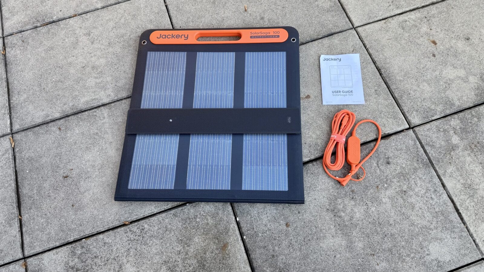 SolarSaga 100 von Jackery - Lieferumfang