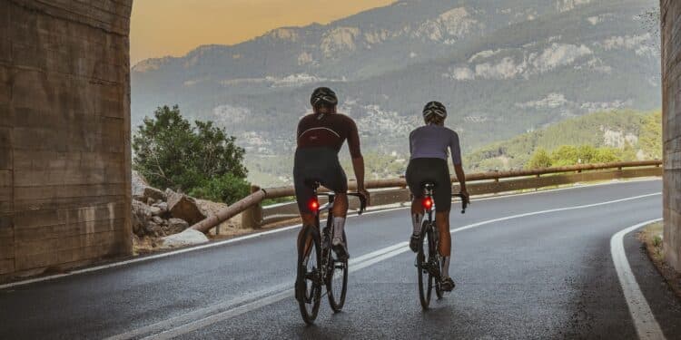 Angriff auf Garmin: Neues Radar-Rücklicht für Fahrrad & E-Bike kann mehr Das SIGMA RECO 80 LINK