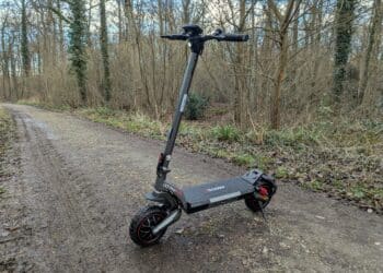 Der E-Scooter iScooter iX7 Pro im Praxistest