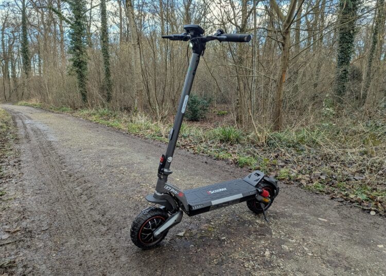 Der E-Scooter iScooter iX7 Pro im Praxistest