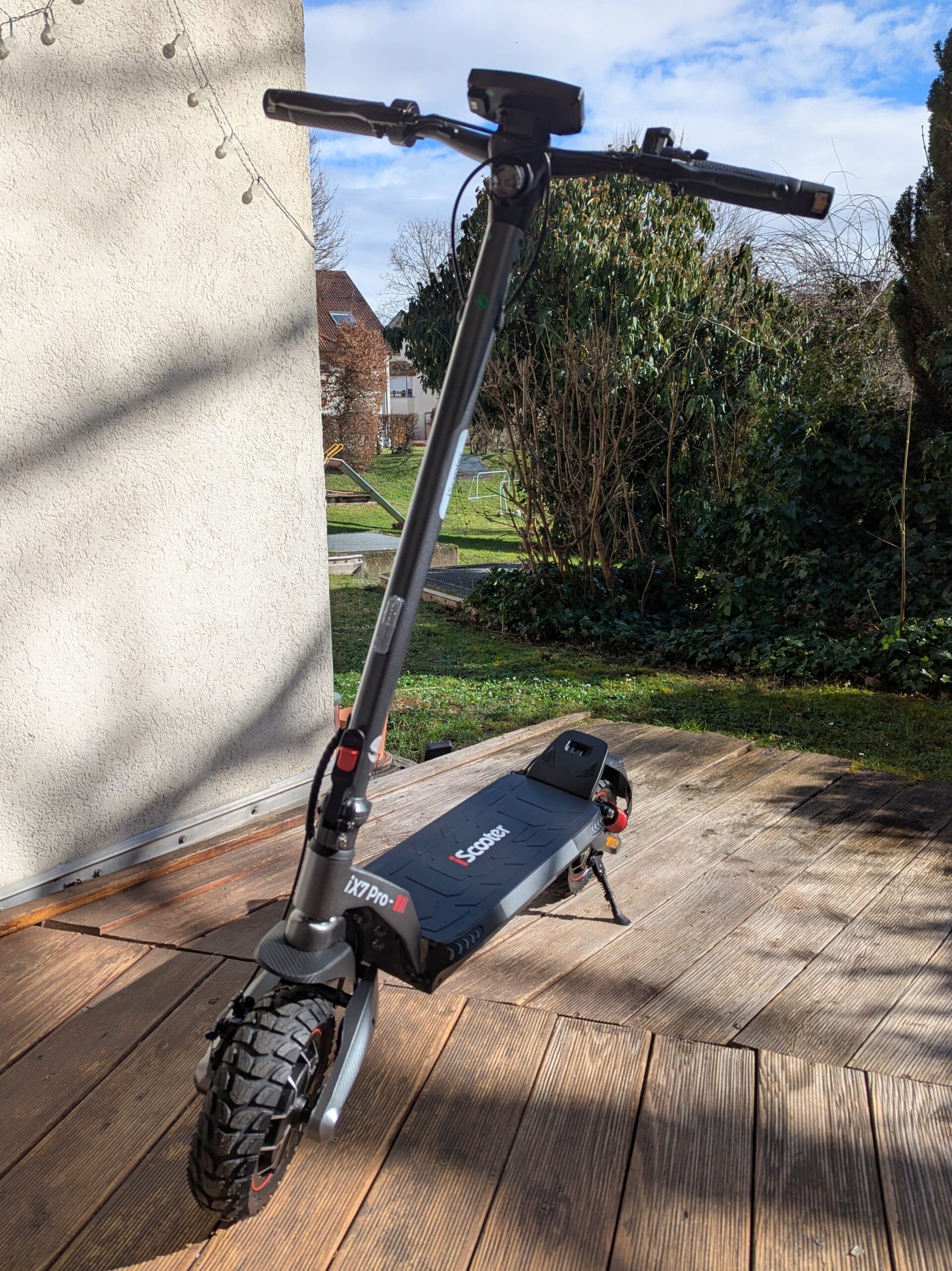 iScooter iX7 Pro Frontalansicht