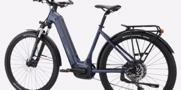 Stilus hochwertiges E-SUV von Decathlon