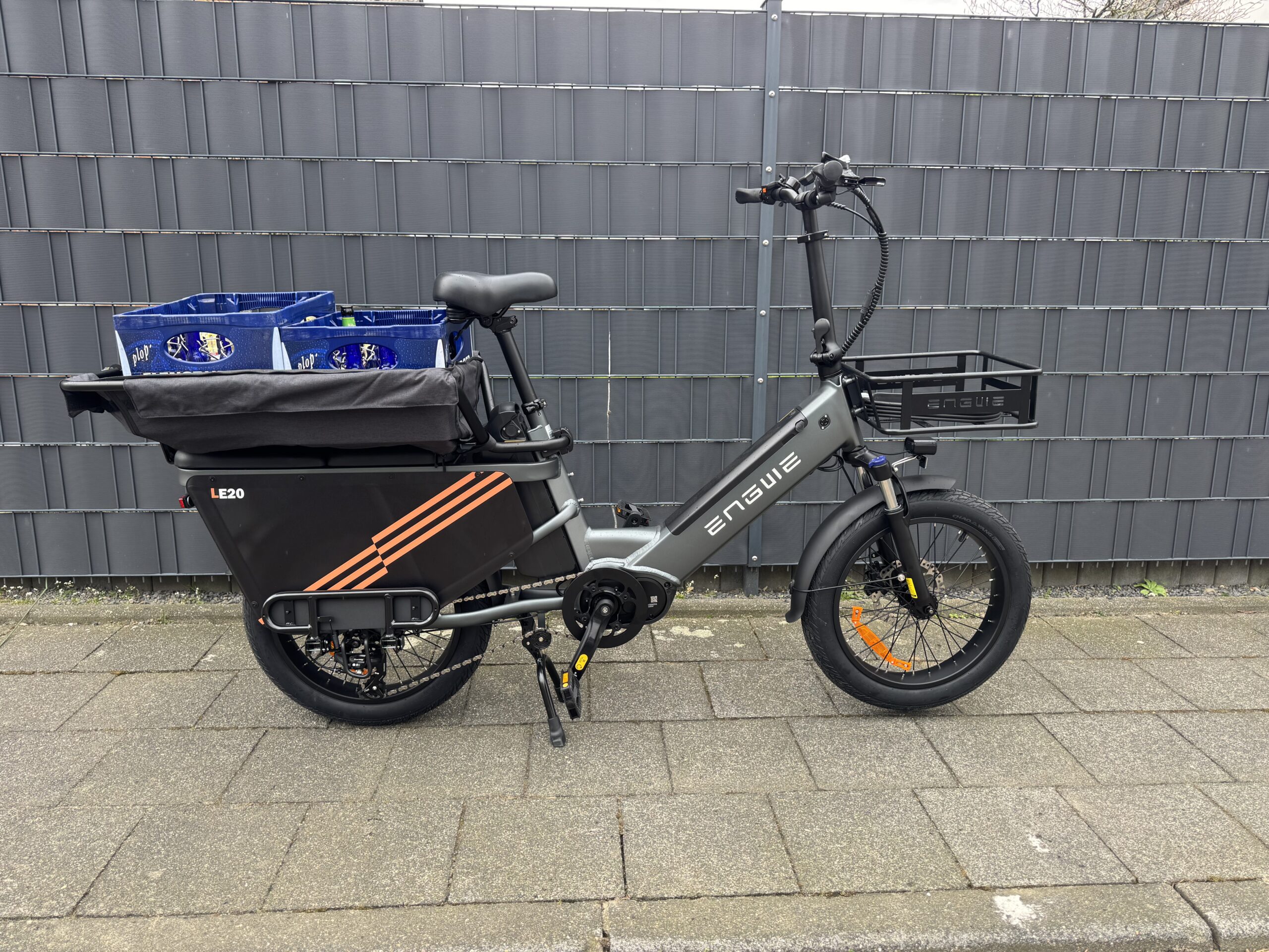 engwe-le20-lastenrad-mit-zwei-getraenkekisten