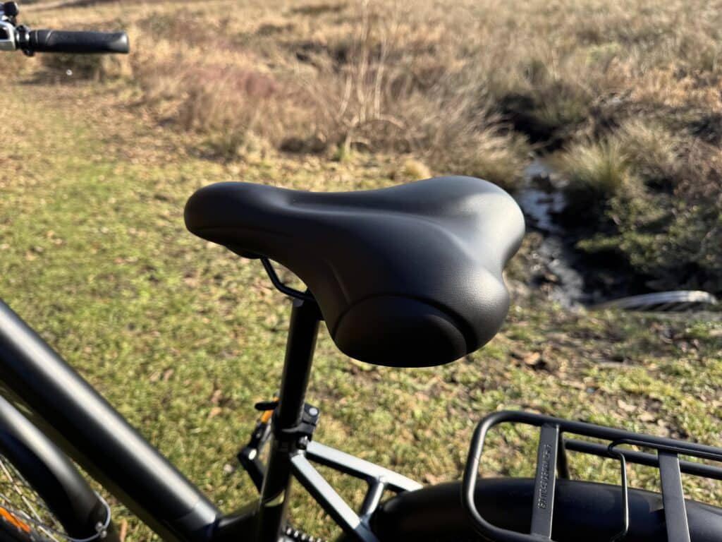 touroll-urbano-3-sattel-im-detail