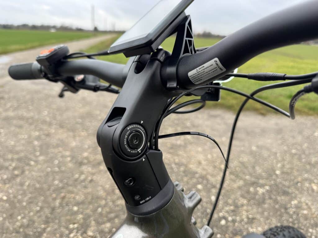 verstellbarer Vorbau am Lankeleisi MG600 Lite