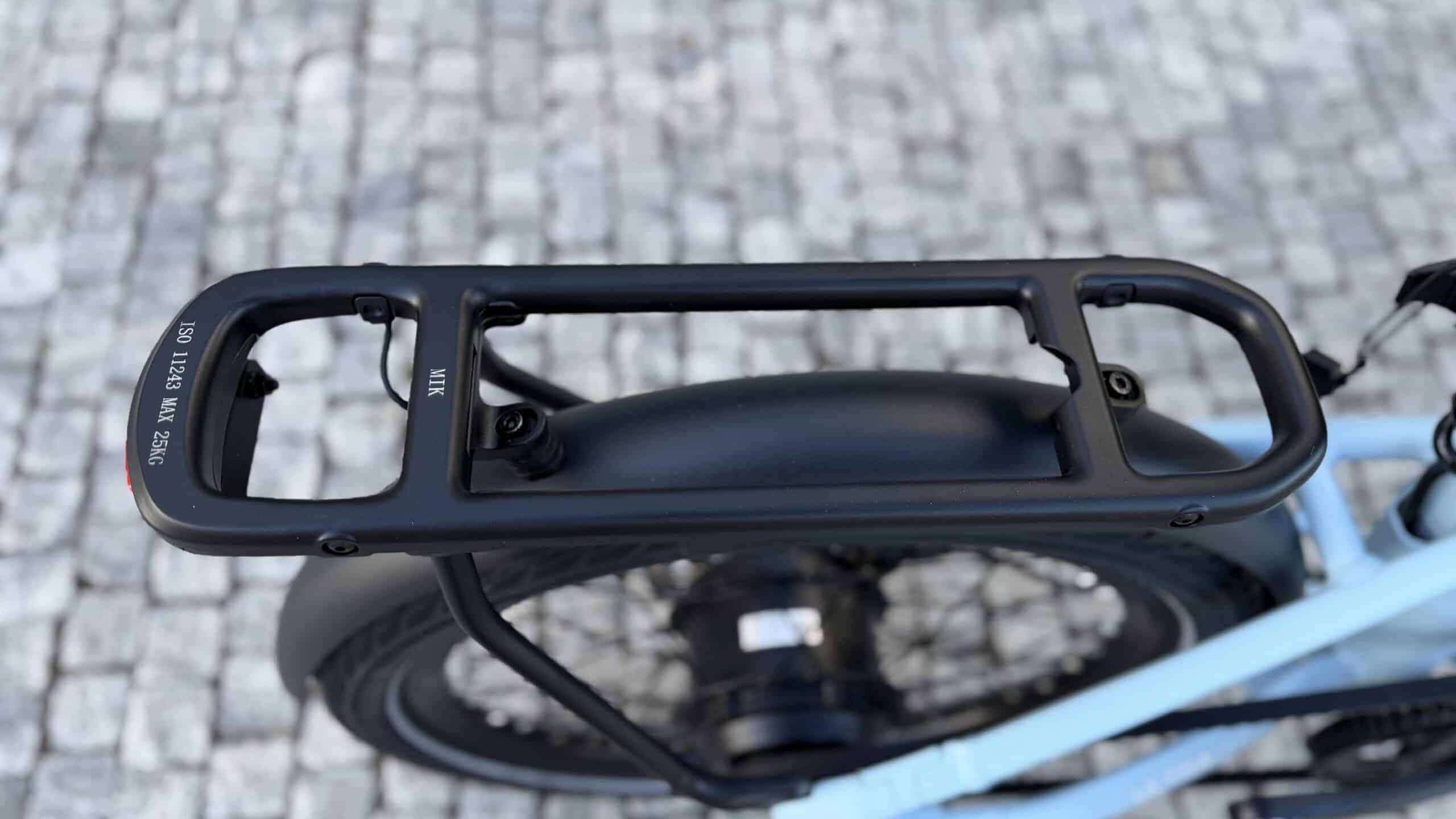 MIK-kompatibler Gepäckträger am ADO Air 20 Ultra V2026