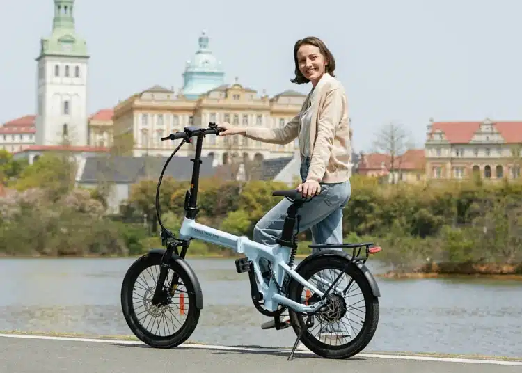 Stärkerer Motor, einfachere Handhabung: Ado verbessert tolles E-Faltbike Air 20 Ultra