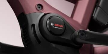 Bosch Performance Line Mittelmotor in einem neuen Tenways E-Bike-Rahmen