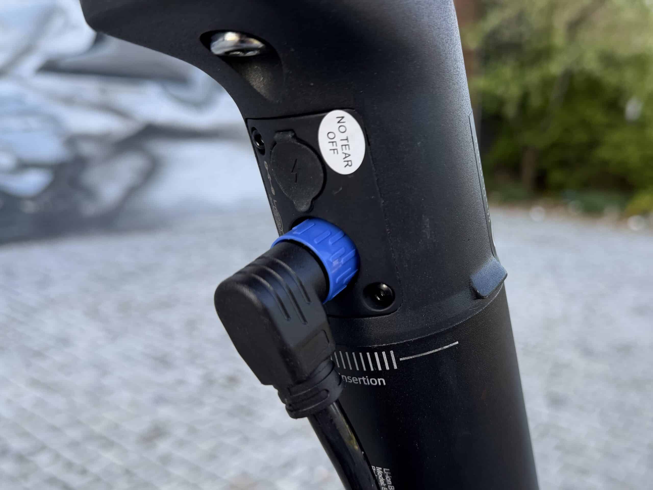 ADO Air 20 Ultra V2026 Sattelstütze mit integriertem Akku