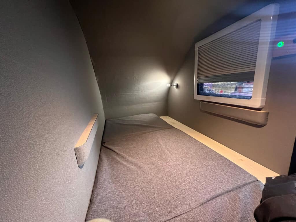 Innenansicht Alpencamper ECO Slide Out