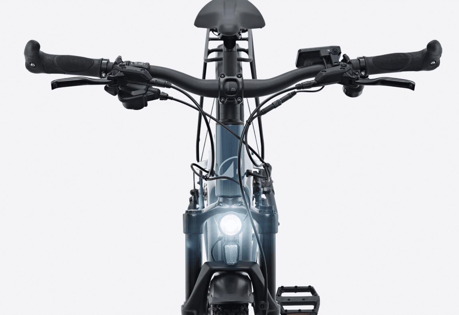 Rockrider Trekking-E-Bike Frontansicht