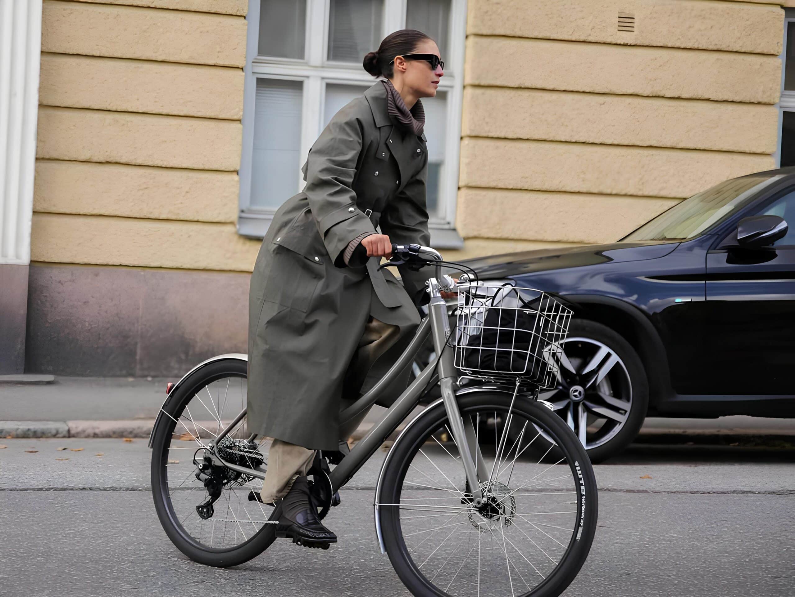 Nur 18,5 kg: Pelago bringt puristische Stahl-E-Bikes