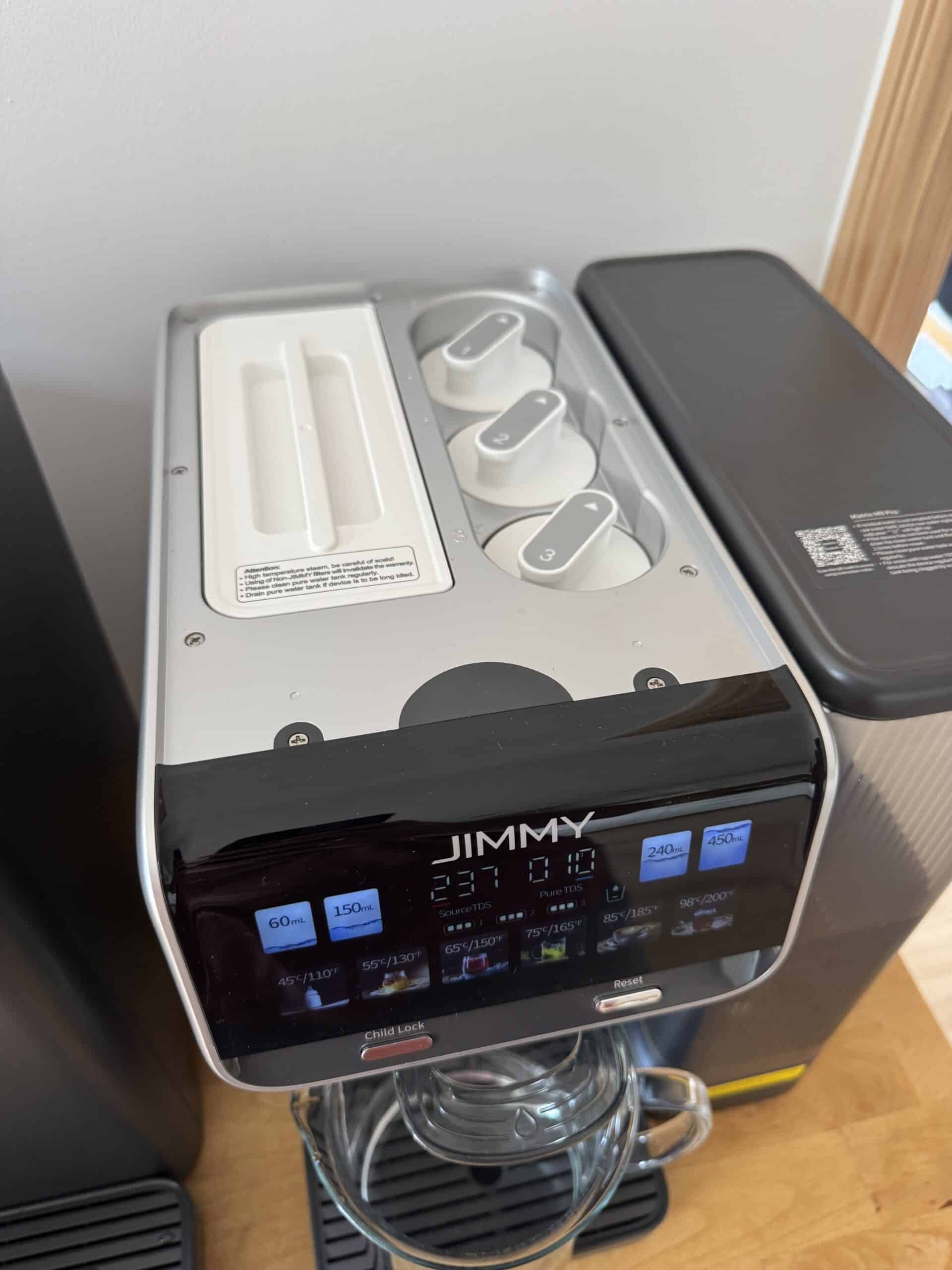 jimmy-m9-pro-oberseite-mit-wassertank-und-filterplaetzen