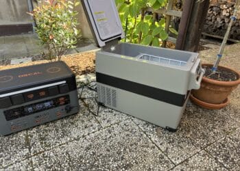 vevor-kompressorkuehlbox-mit-powerstation