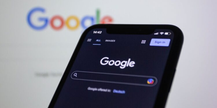 In eigener Sache: wattmoves als bevorzugte Quelle bei Google einrichten Smartphone mit Google-Suche – wattmoves als bevorzugte Quelle festlegen