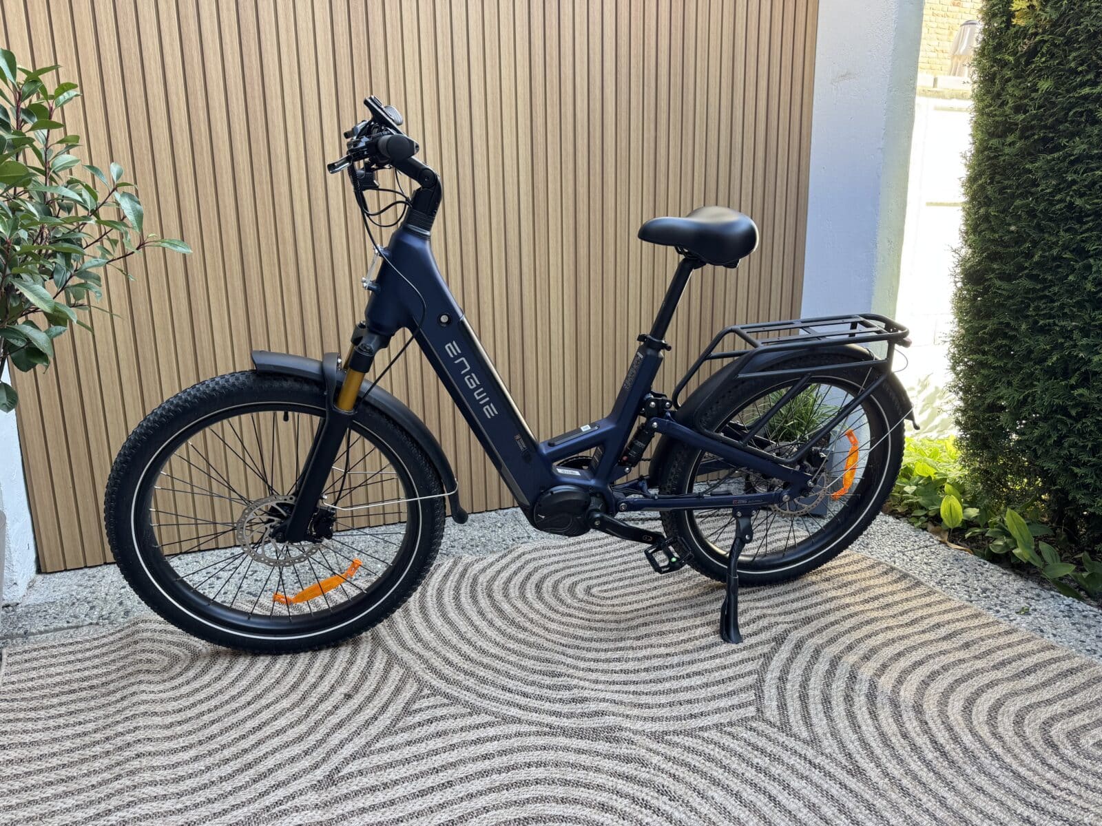 Engwe E26 3.0 Pro Seitenansicht von vorne