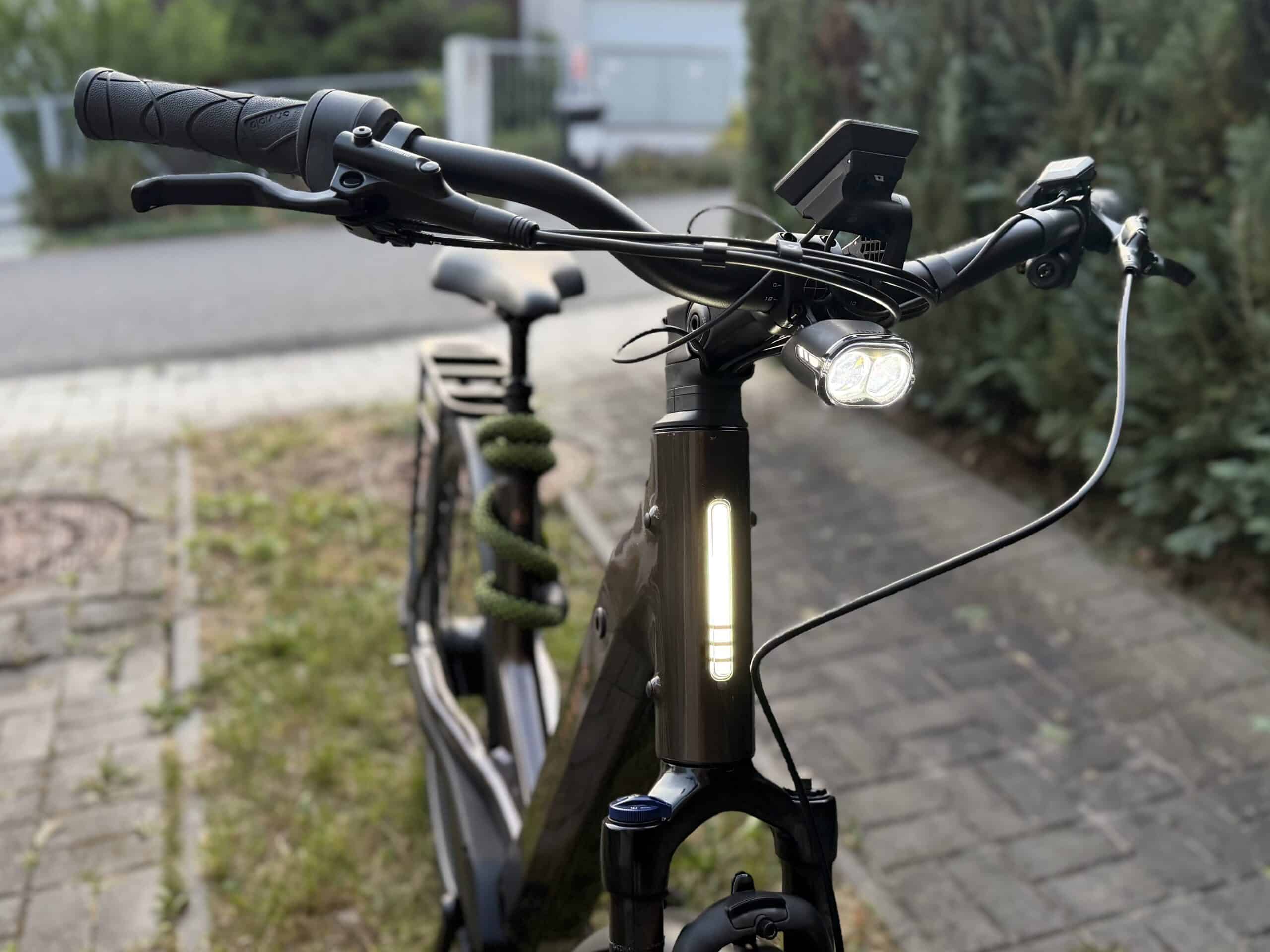 Vorderlicht plus Tagfahrlicht beim AGO Performance