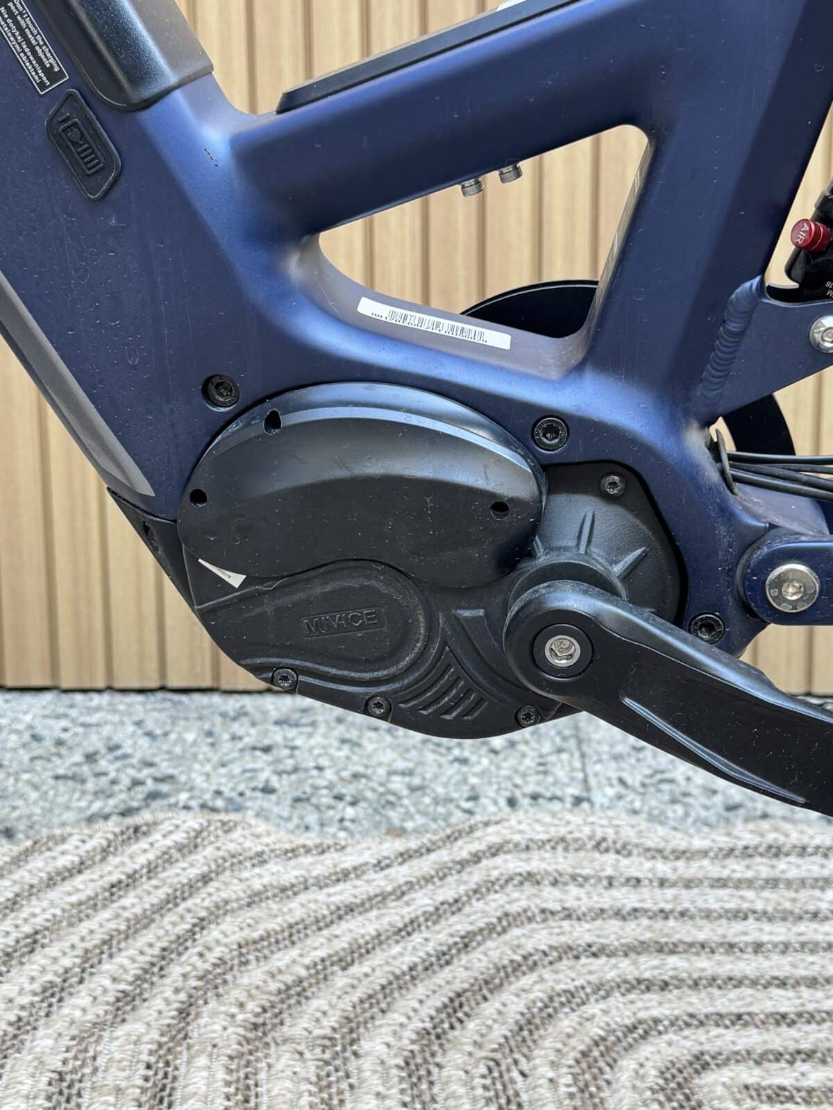 Mivice Mittelmotor X700 am Engwe E26 3.0 Pro im Test
