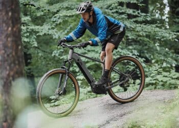 Das E-Mountainbike Peak 709 für 1.499 Euro bei Lidl Plus.