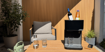 Wasser aus Wein gemacht: Hydrofast C300 Wasserfilter im Härtetest Hydrofast C300 Haertetest-mit-Multivitaminsaft-und-Cola-16-9
