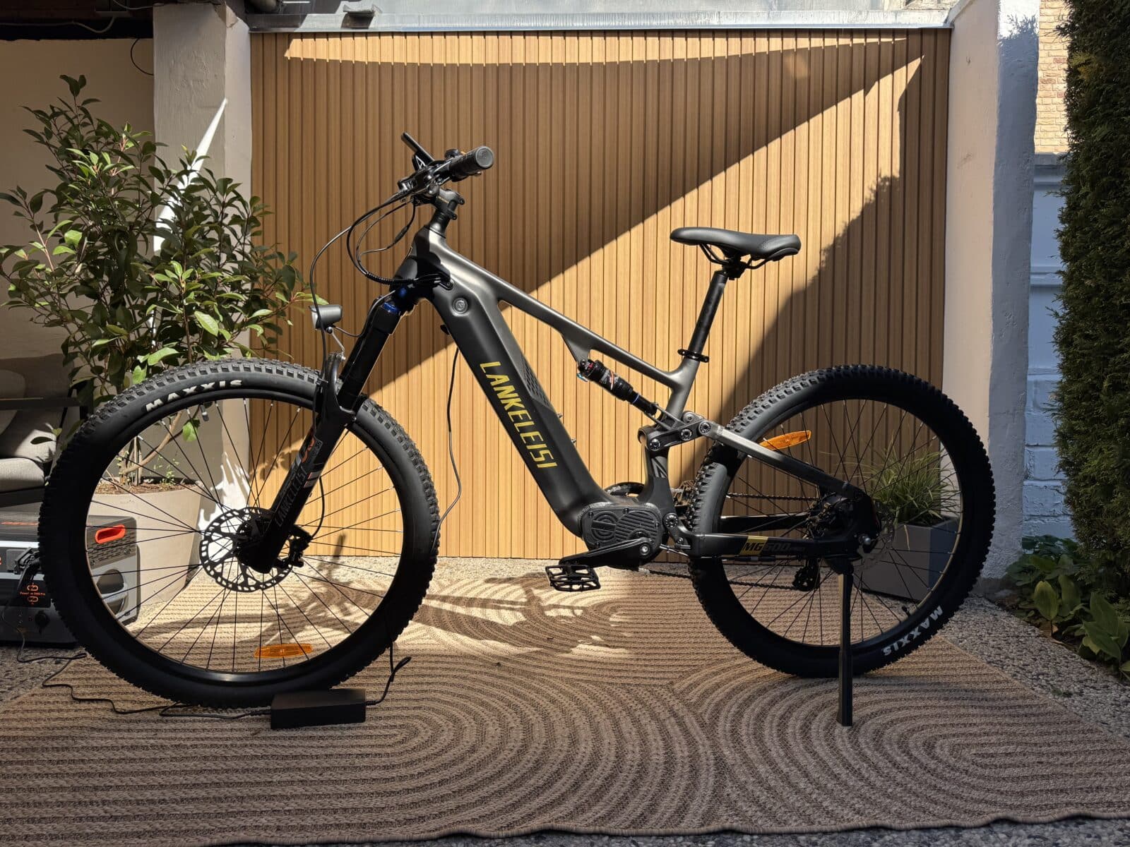 Lankeleisi MG600 Pro
