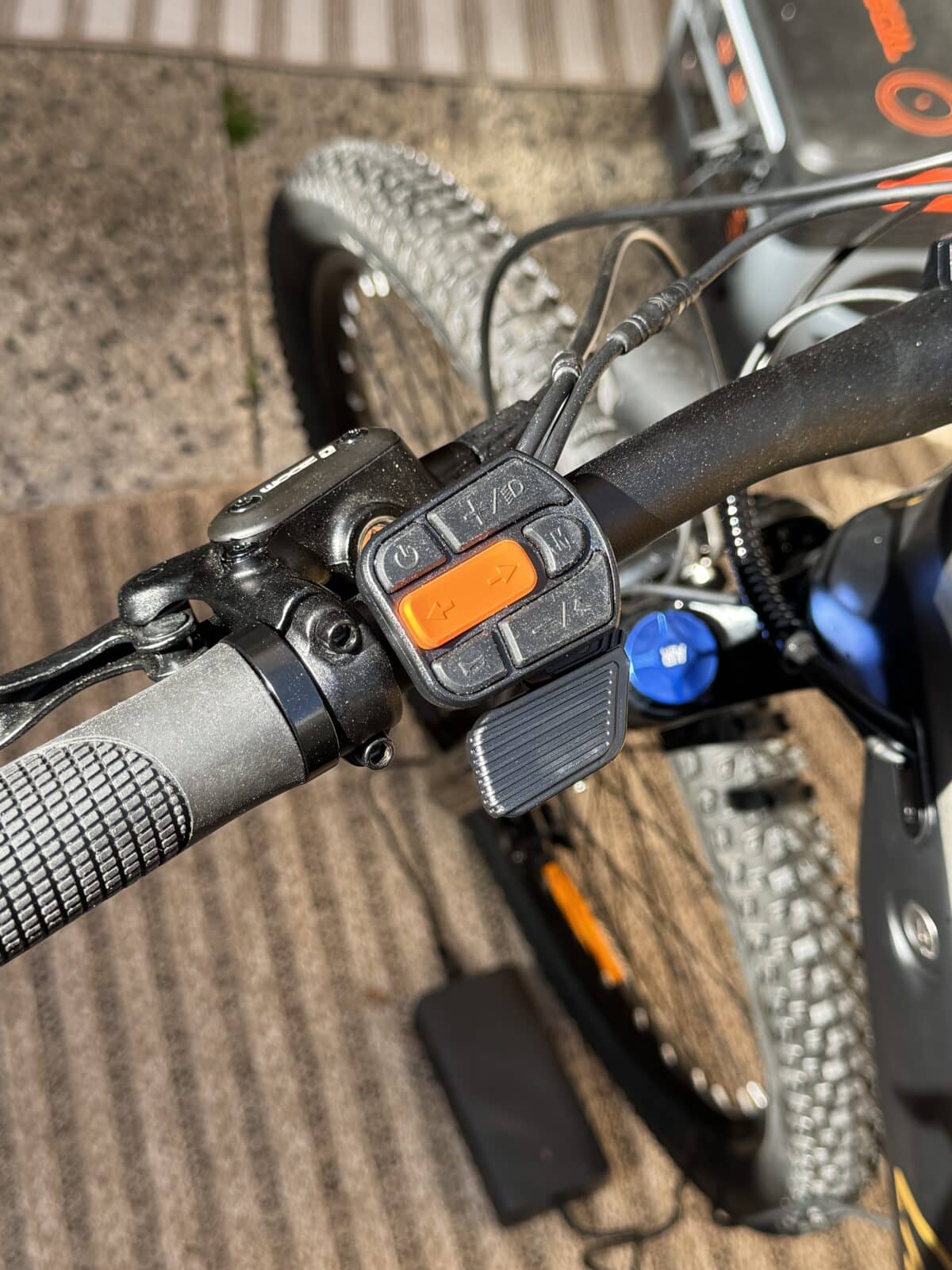 Remote Einheit mit Gashebel