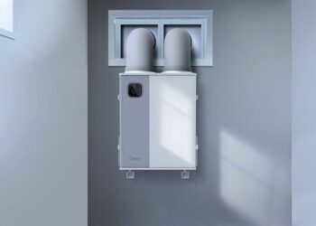 Wärmepumpe ohne Außengerät: Midea H-Pack an der Innenwand mit zwei Luftkanälen nach draußen