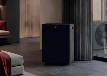 AEG ROOMOVI: Dieser PortaSplit-Konkurrent wiegt innen fast 10 kg weniger