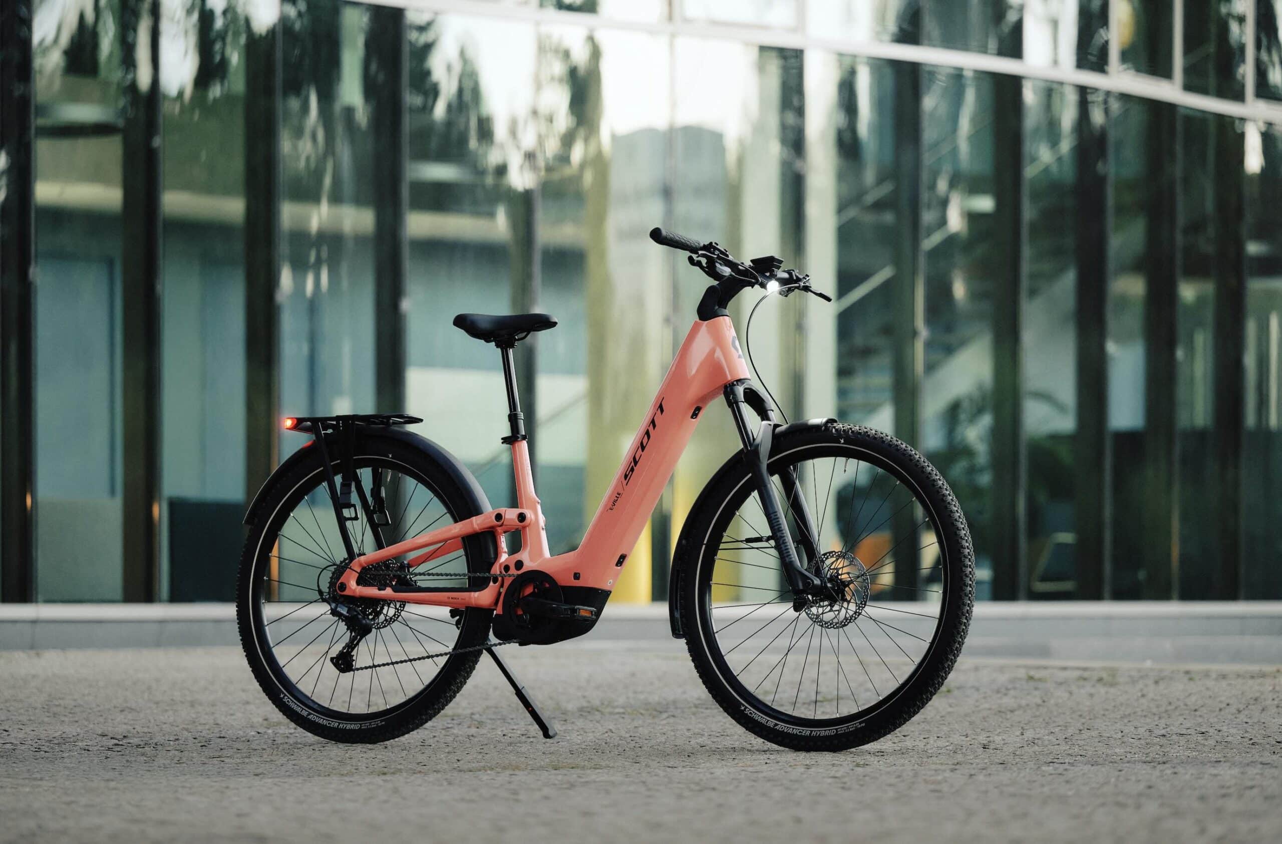 Scott E-Ville: Vollgefedertes Komfort-SUV mit Bosch CX